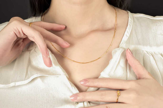 How to Match Gold Necklaces with Earrings for a Complete Look