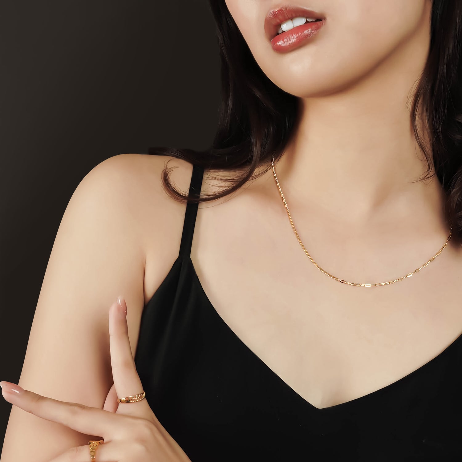 Gold-Necklace-Under-$400