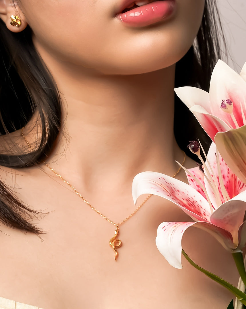 Exclusive 916 gold necklace set with matching earrings – perfect for weddings and special occasions in Singapore