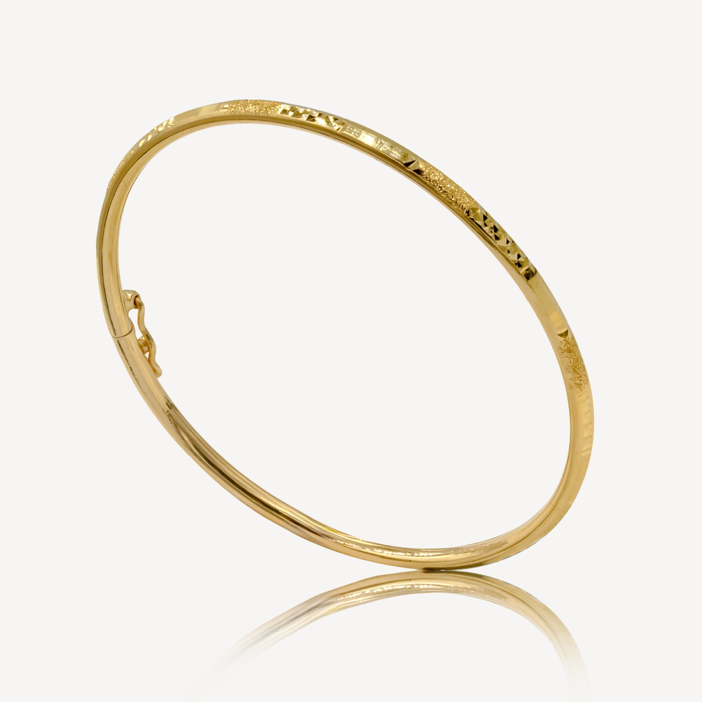 916 Gold intricate Bangle