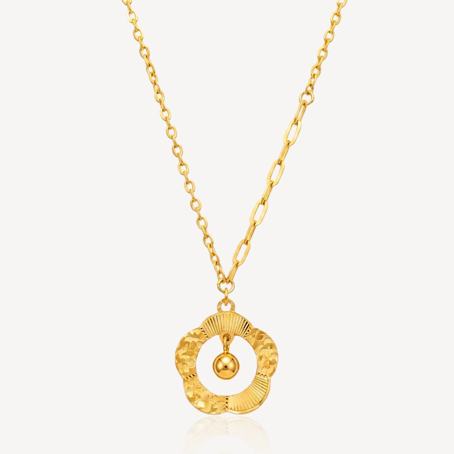 916 Gold Aureole Necklace