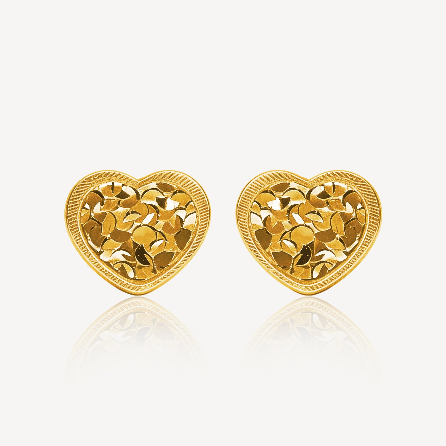 916 Gold Shining Heart Earring