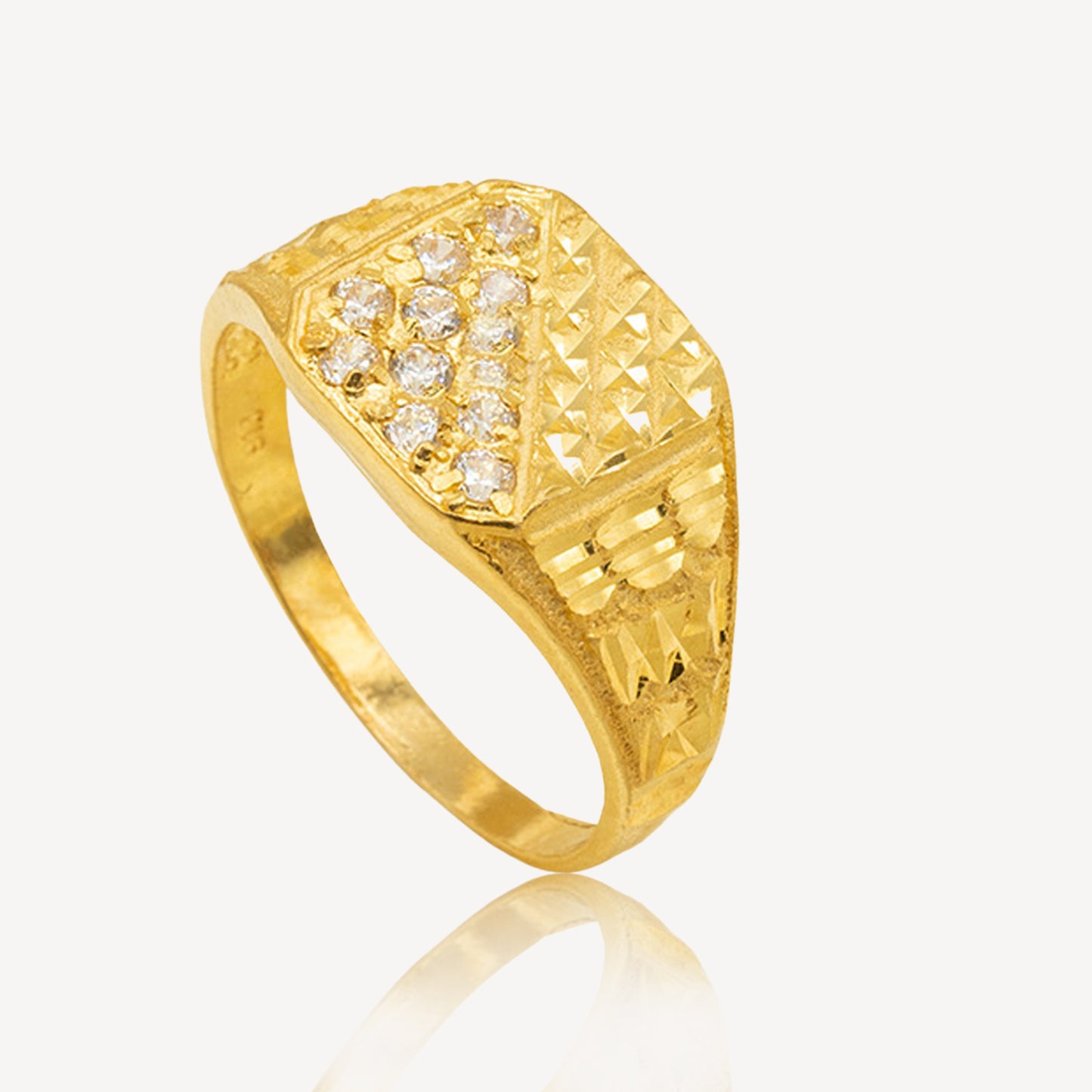 916 Gold Square Intricate Circle Diamonds