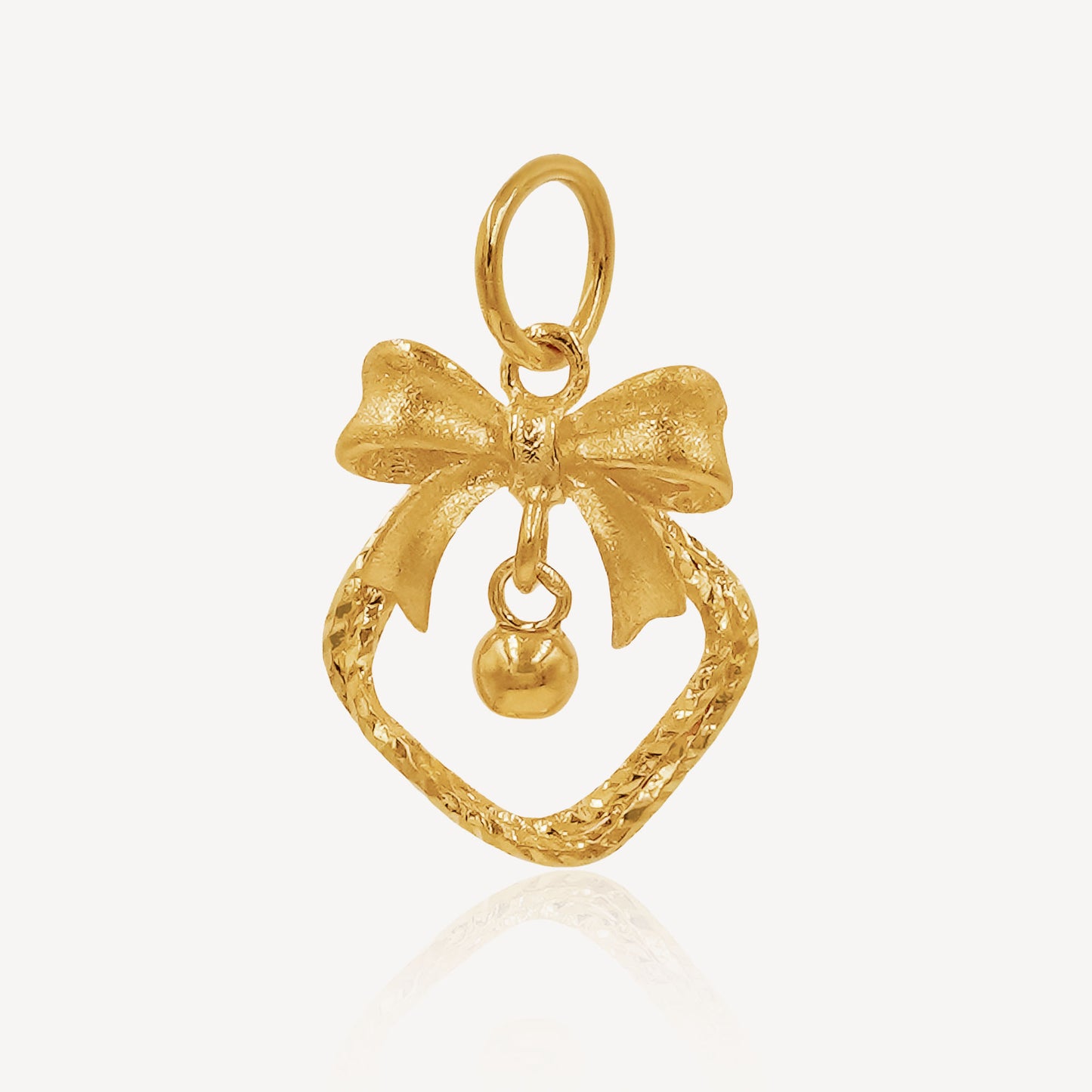 916 Gold Thaloura Pendant