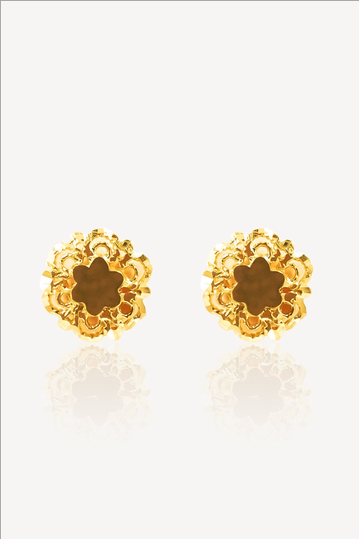 916 Gold ear studs for woman