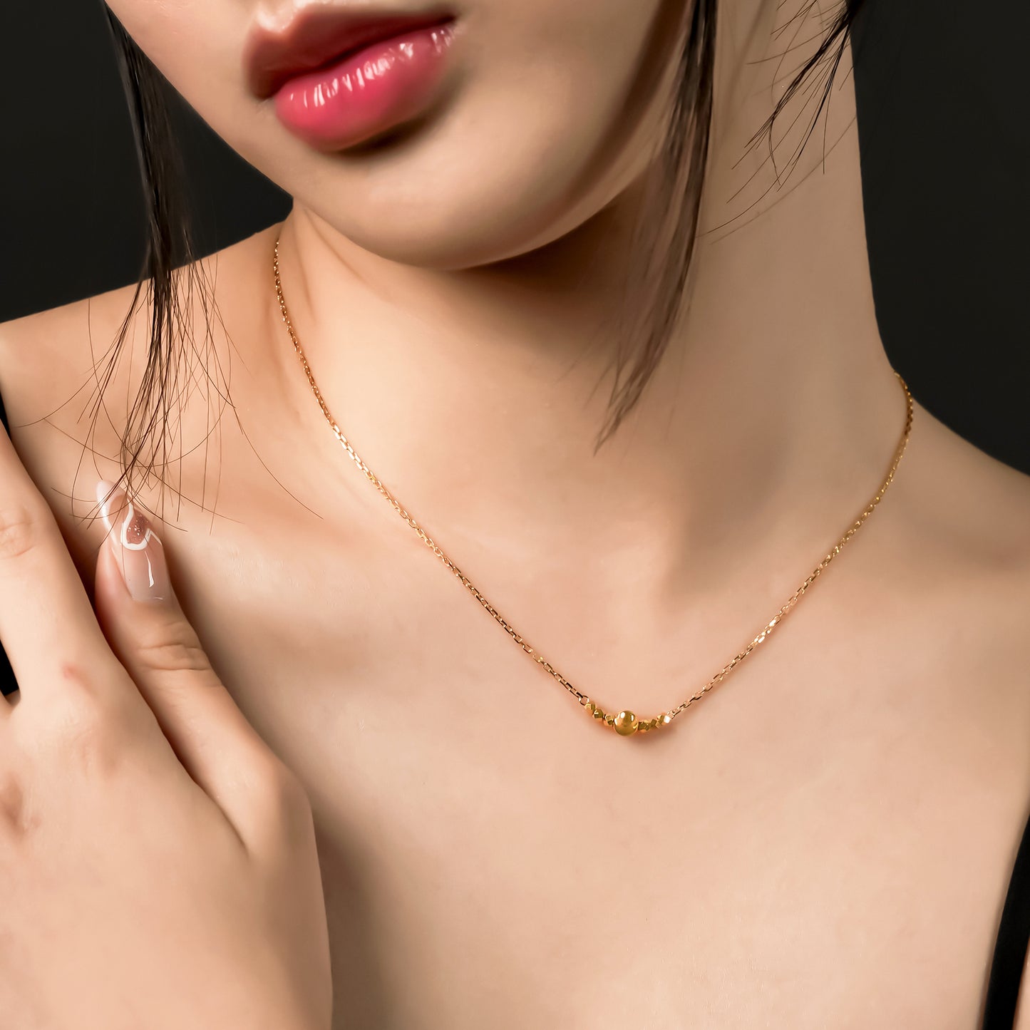 916 Gold Ball Necklace