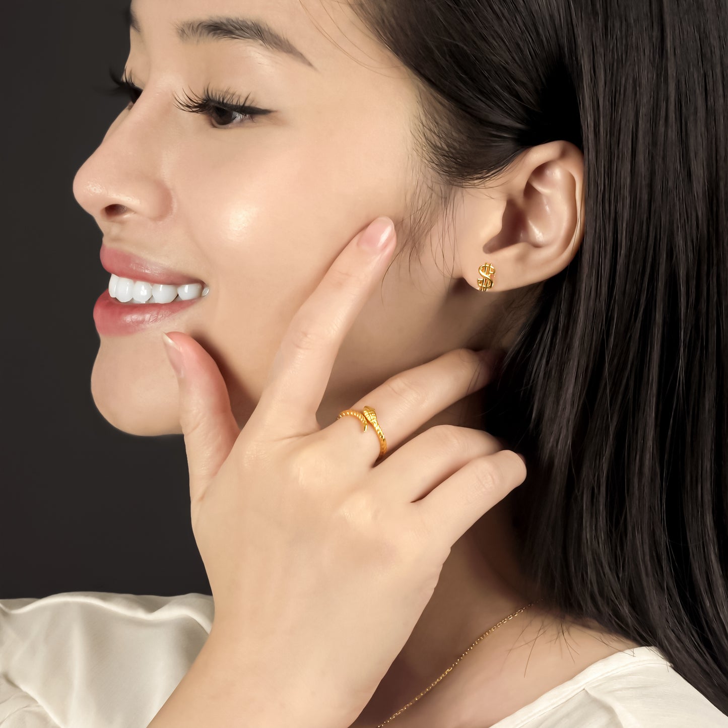 916 Gold Golden Dollar Earrings