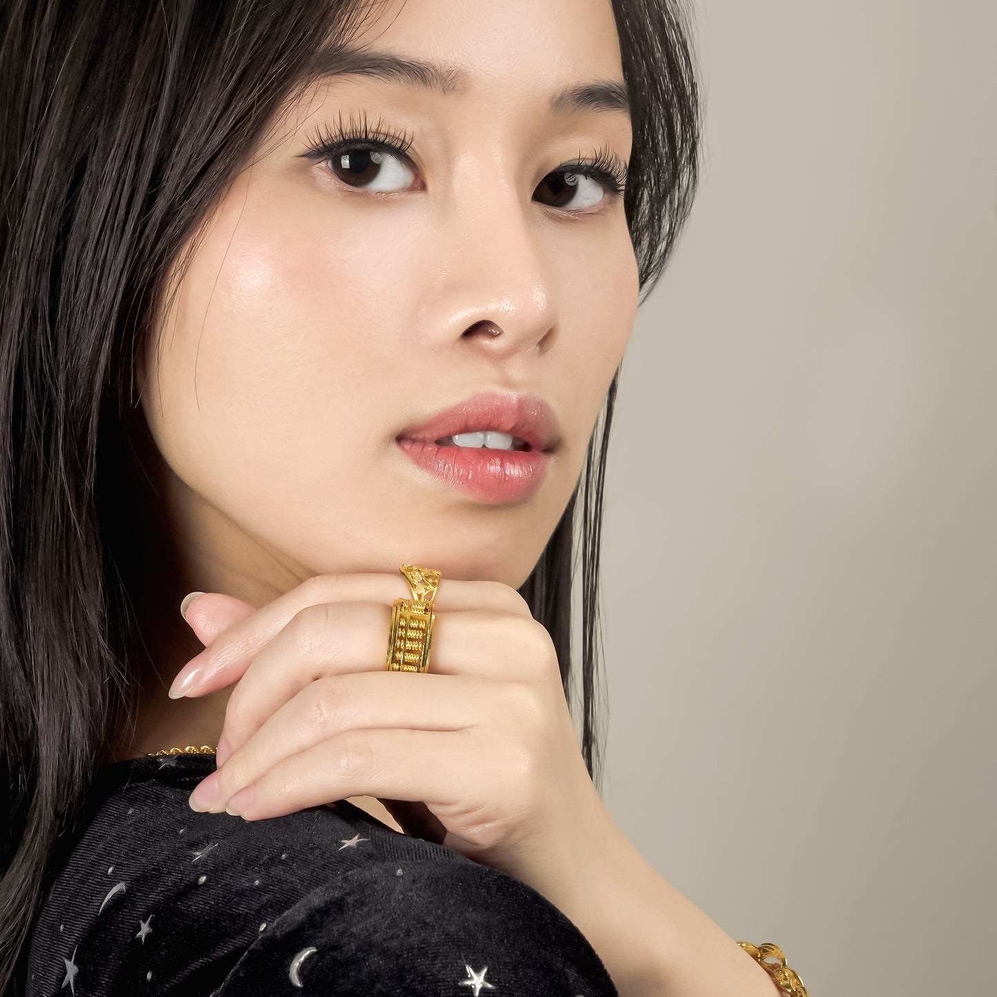 916 Gold Rotating Full Abacus Ring