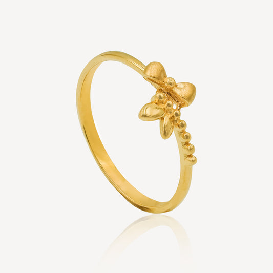 916 Gold Serene Ribbon Ring