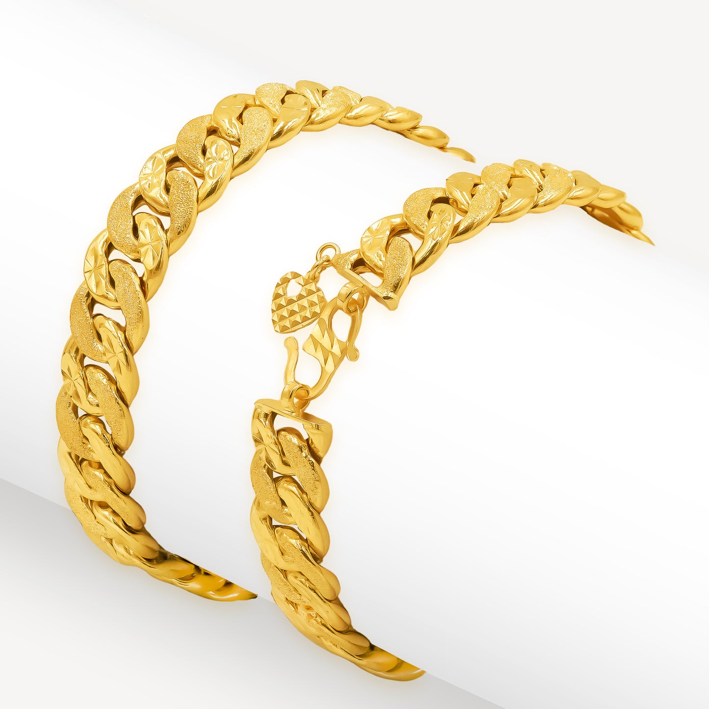916 Gold Mega Hollow Milo Bracelet