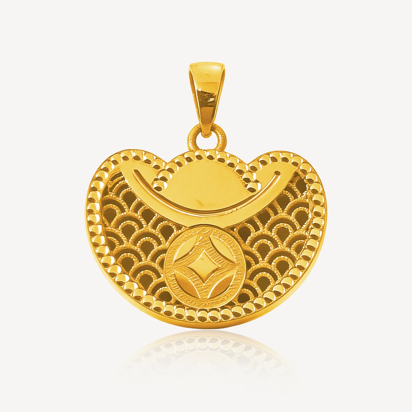 916 Gold Celestara Embrace Pendant