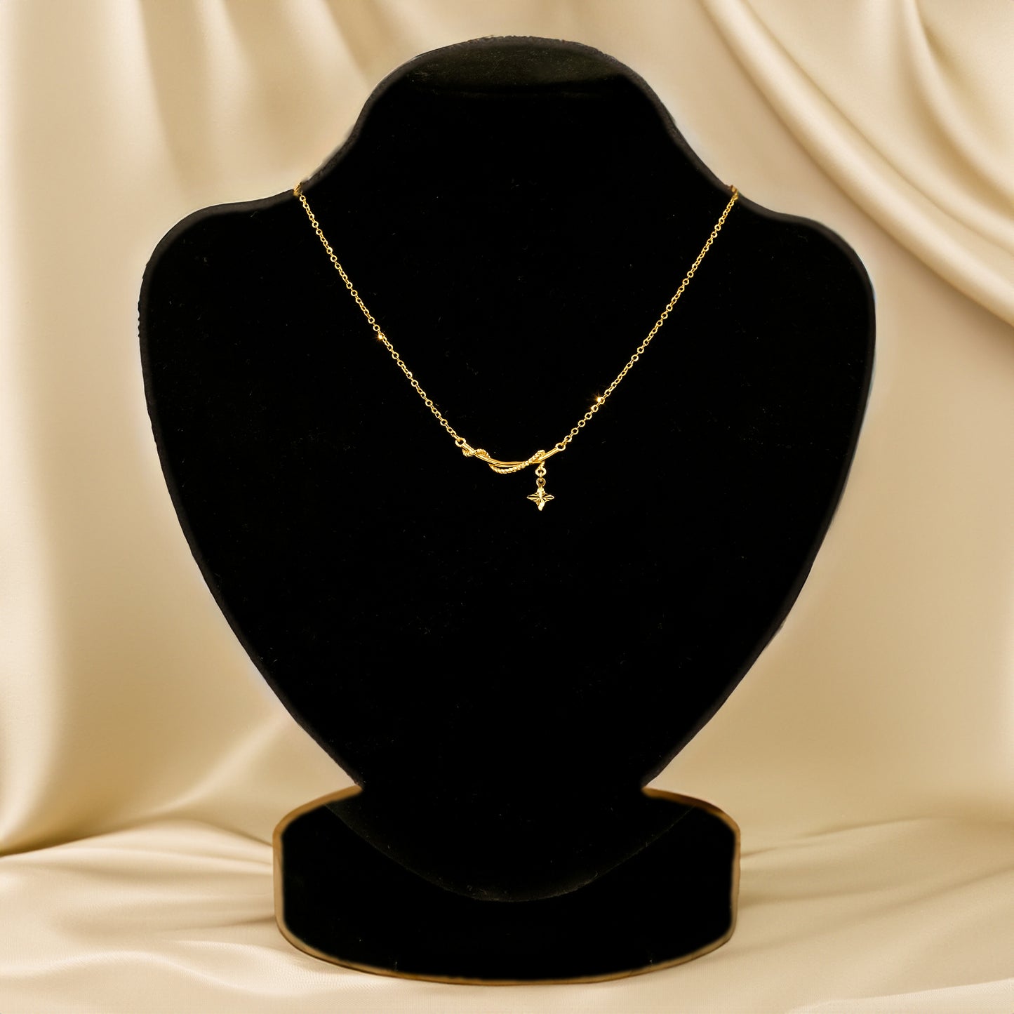 916 Gold Stellara Necklace