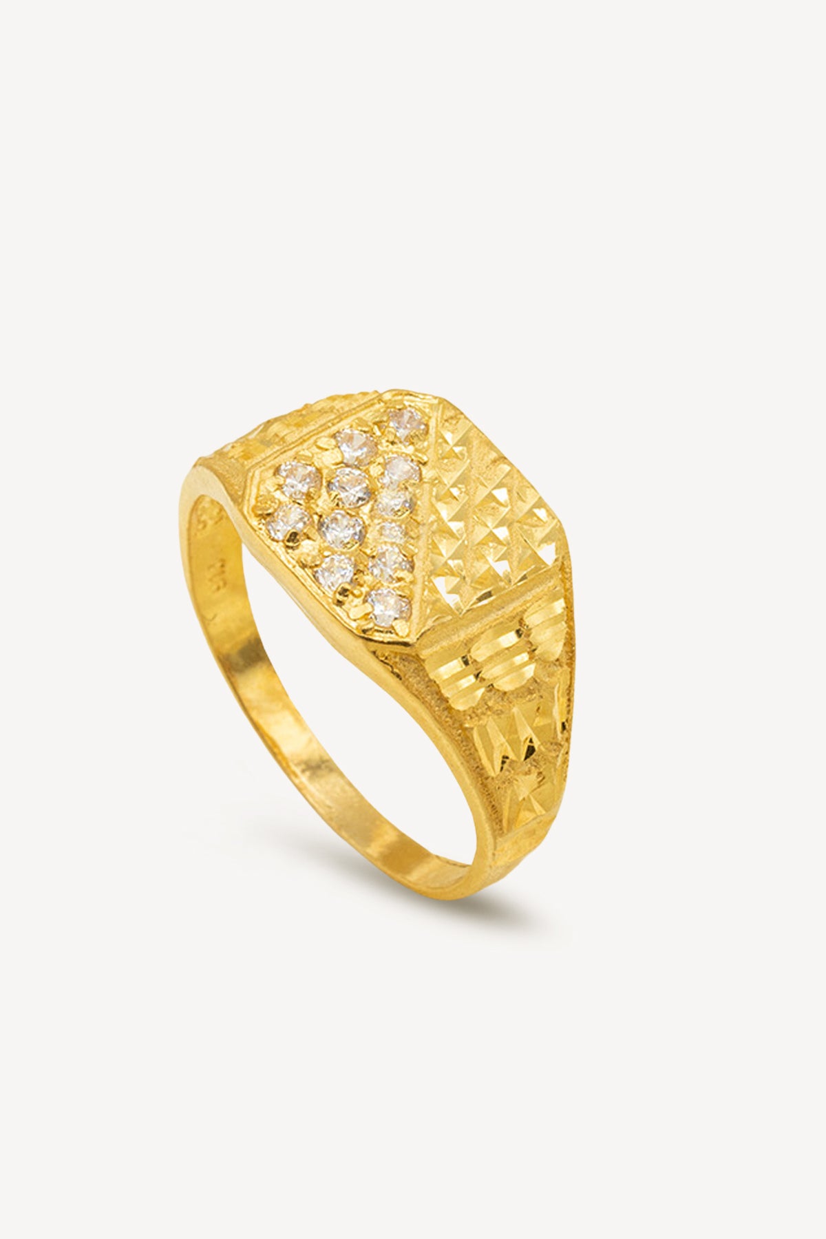 916 Gold Square Intricate Circle Diamonds