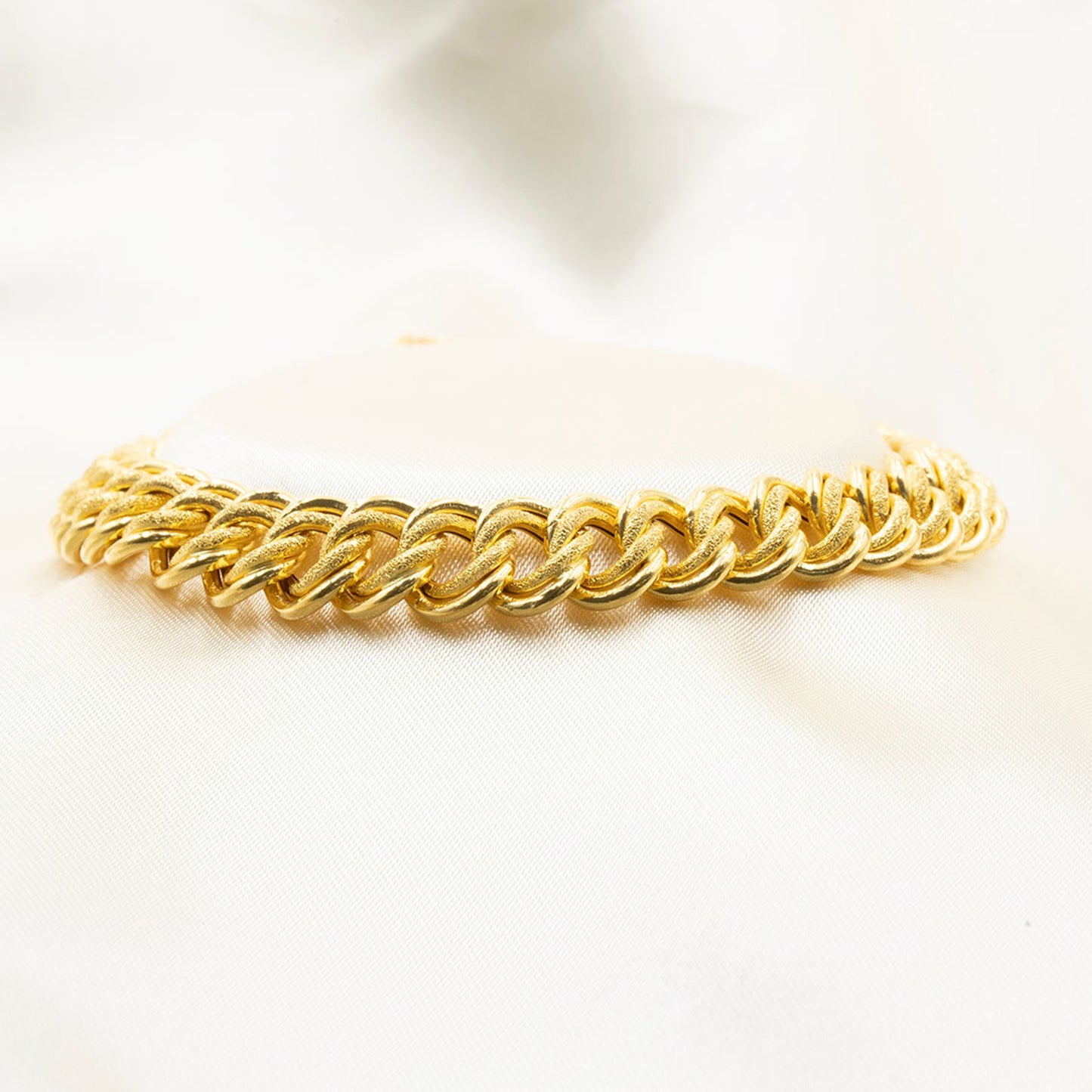 916 Gold CoCo Bracelet (7mm series)