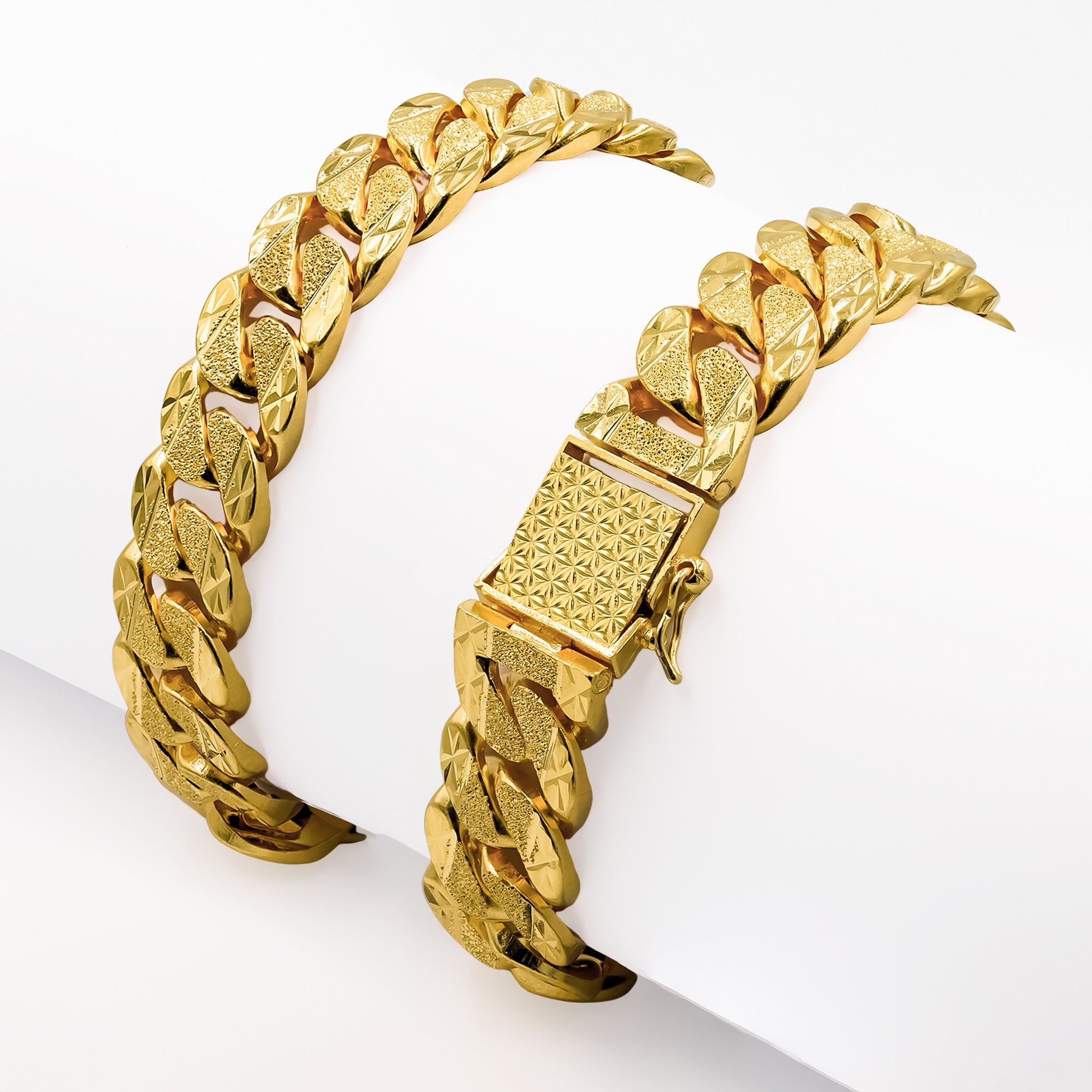 916 Gold CoCo Dangling Heart Bracelet - Orient Jewellers Singapore