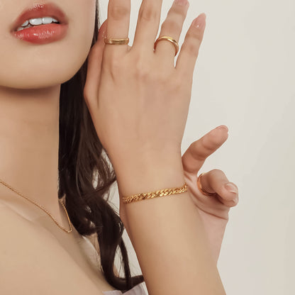 916 Gold Cuben Bracelet