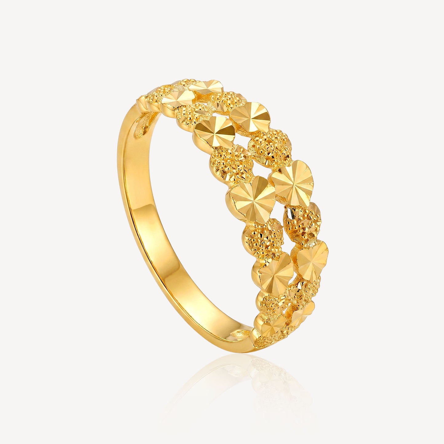 916 Gold Petal Glow Ring
