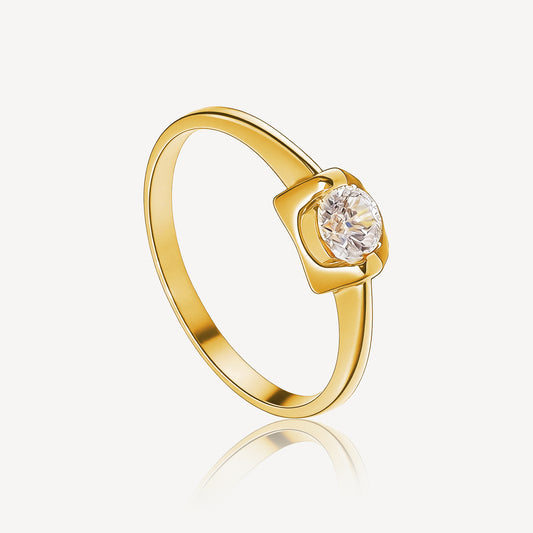 916 Gold Zirconia Belle Ring