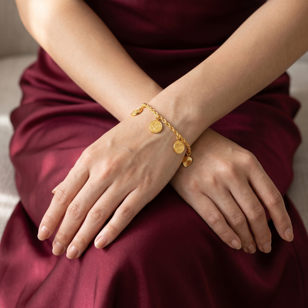 916 Gold Hollow Rope Coin Bracelet