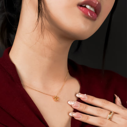 916 Gold Double Star Necklace