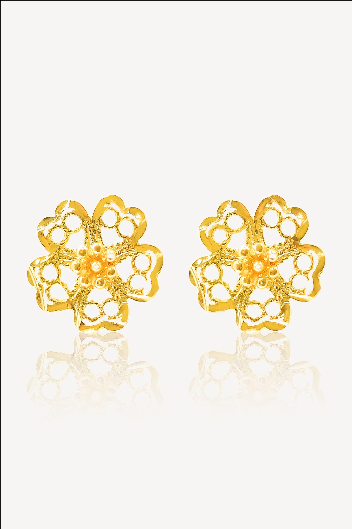 916 Gold ear studs for woman
