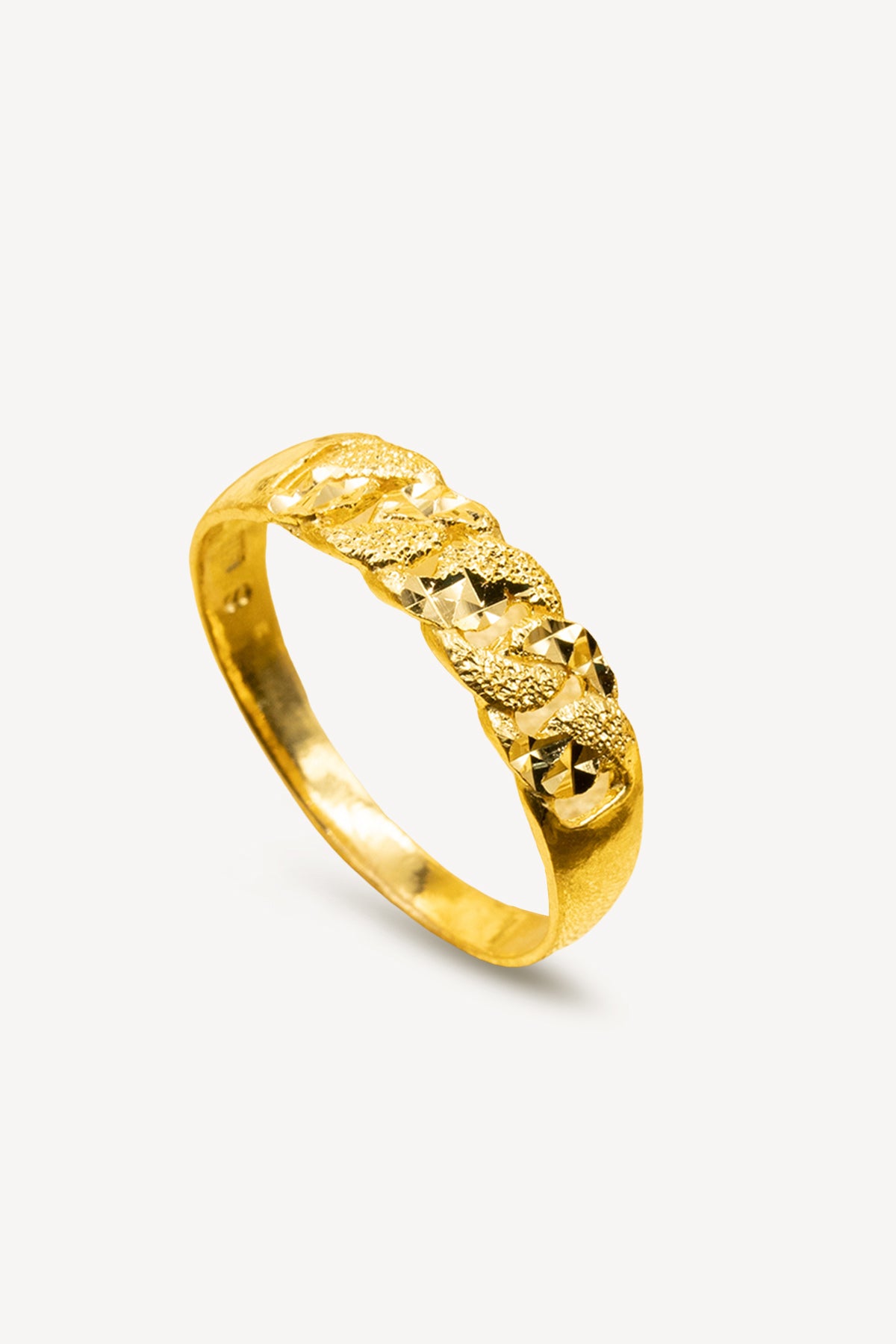 916 Gold Fancy Ring