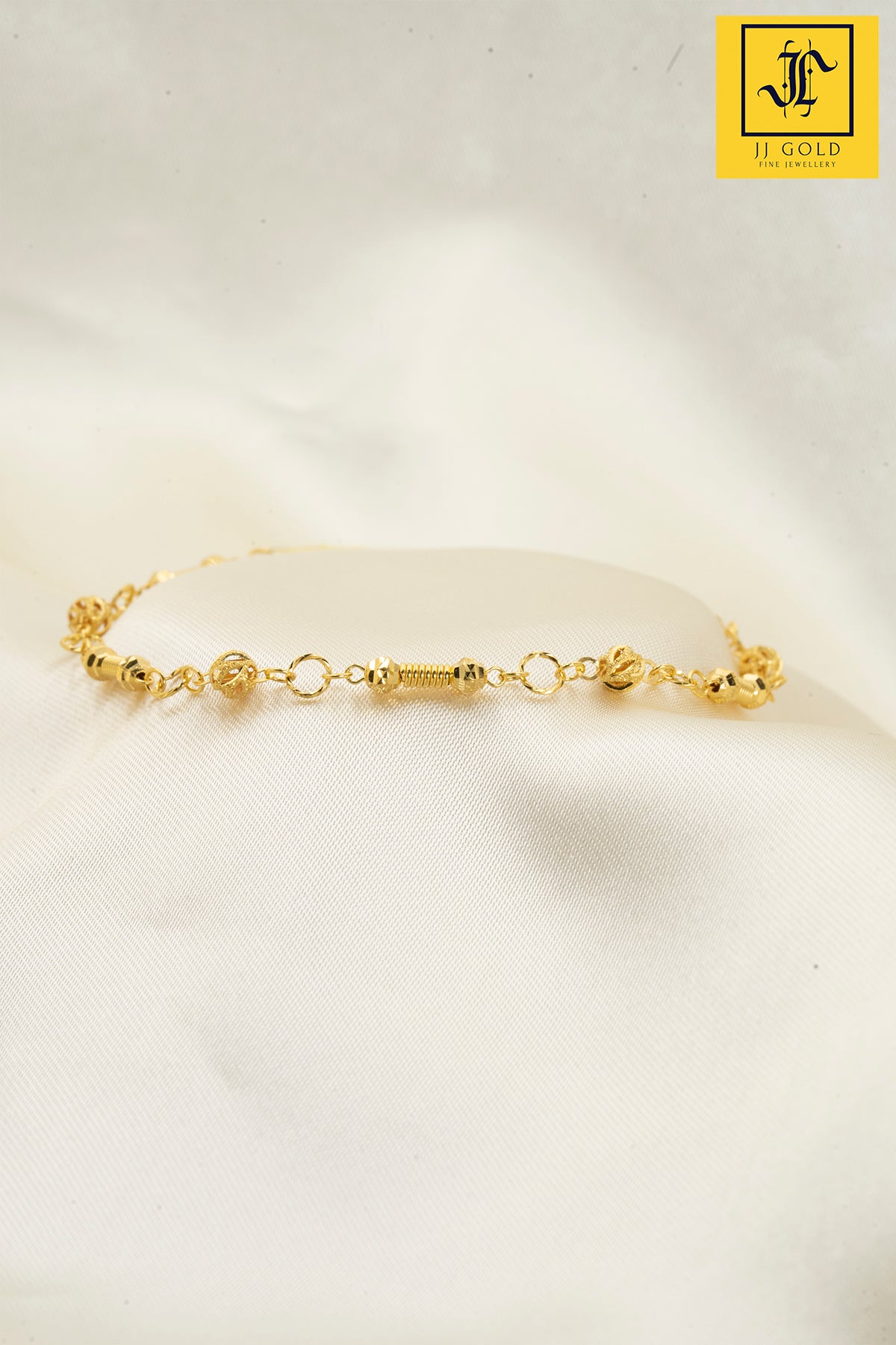 916 Gold Fancy Beads Bracelet